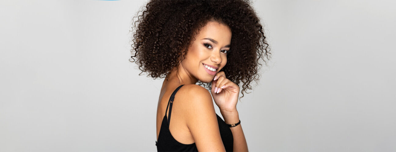 The Top 10 Benefits of Having Whiter Teeth