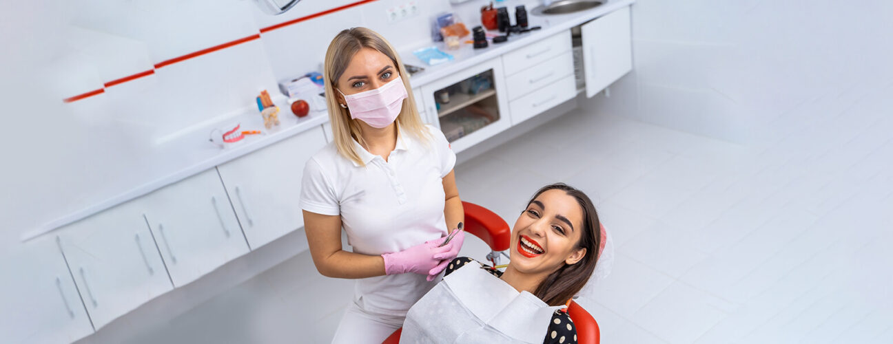 How Do Dental Implants Differ from Extraction?