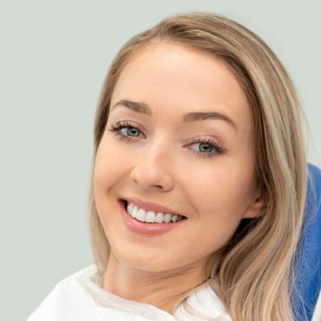 Dental Bridges and Cosmetic Dentistry: Enhancing Your Smile with Bridges