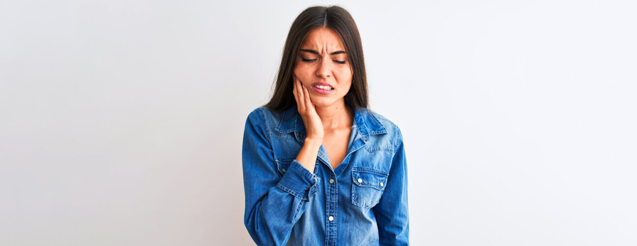 What to Do When You Experience a Dental Emergency: Tips from Experts