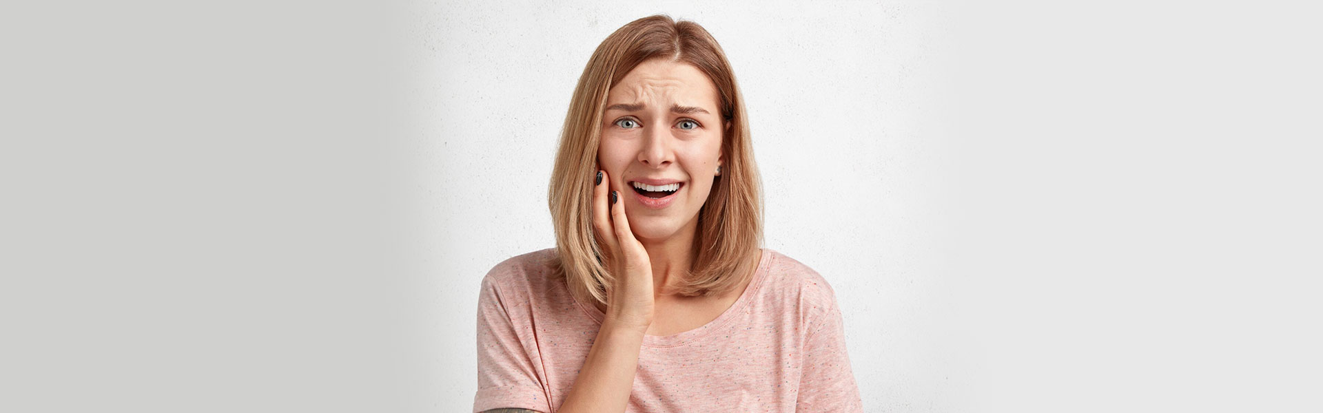 The Ultimate Guide to Pain-Free Tooth Extractions: Expert Tips & Recovery Hacks