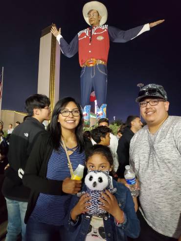 Brenda Sanchez is enjoying herself with his family