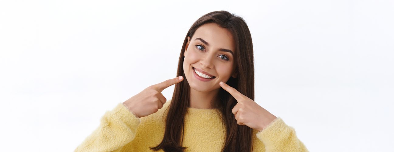 How to Treat Grooves in Teeth Enamel Before They Turn Into Cavities